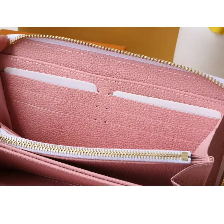 2209DJ0067 Bag LV 0704